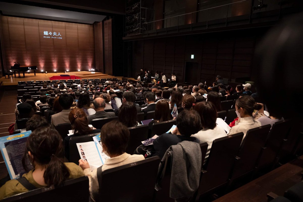PonyandCoInter's tweet photo. 【速報】
落語とオペラの融合「蝶々夫人」東京公演の動画配信およびDVD発売先行予約を開始いたします！！
動画配信:東京公演2023年1月下旬開始
名古屋公演抜粋　近日中に公開予定
DVD発売:本日より予約開始
1枚¥5,000(税&amp;発送料込み)
DVDのお申し込みは、info@ponymusicalacademy.comまで https://t.co/9in1EQruTT