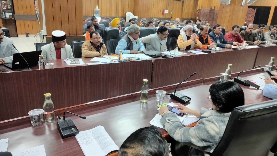 IndiaPostOffice's tweet photo. Continuing periodical meeting with service associations, meeting with the representatives of Bhartiya Postal Employees Federation (BPEF) has been held today under the chairmanship of Secretary (Posts) and Director General Postal Services.
#IndiaPost #BPEF https://t.co/wNiDgyWA5b