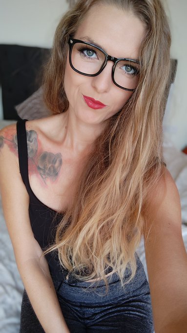 Just recorded a new JOI video in german 😍 will be online on Saturday 😏  #joi #germangirl #adultmovie<a href="/tag/blonde"class="tags"><span>#blonde</span></a><a href="/tag/glasses"class="tags"><span>#glasses</span></a><a href="/tag/joi"class="tags"><span>#joi</span></a><a href="/tag/germangirl"class="tags"><span>#germangirl</span></a><a href="/tag/adultmovie"class="tags"><span>#adultmovie</span></a>