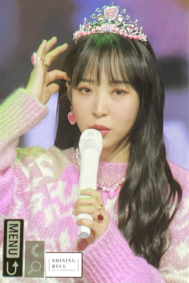 shiningbyul1222's tweet photo. 221222 팬그리팅 프리뷰2

별이 공주님👑💕

#마마무 #문별 #MAMAMOO #MOONBYUL https://t.co/lUEk0uegpL