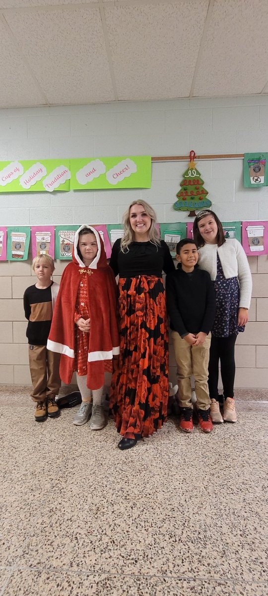 KingsvilleCobra's tweet photo. Fancy holiday outfits today! #wecleanupnice @KingsvilleCobra @gecdsbpro https://t.co/soPWMovAsf