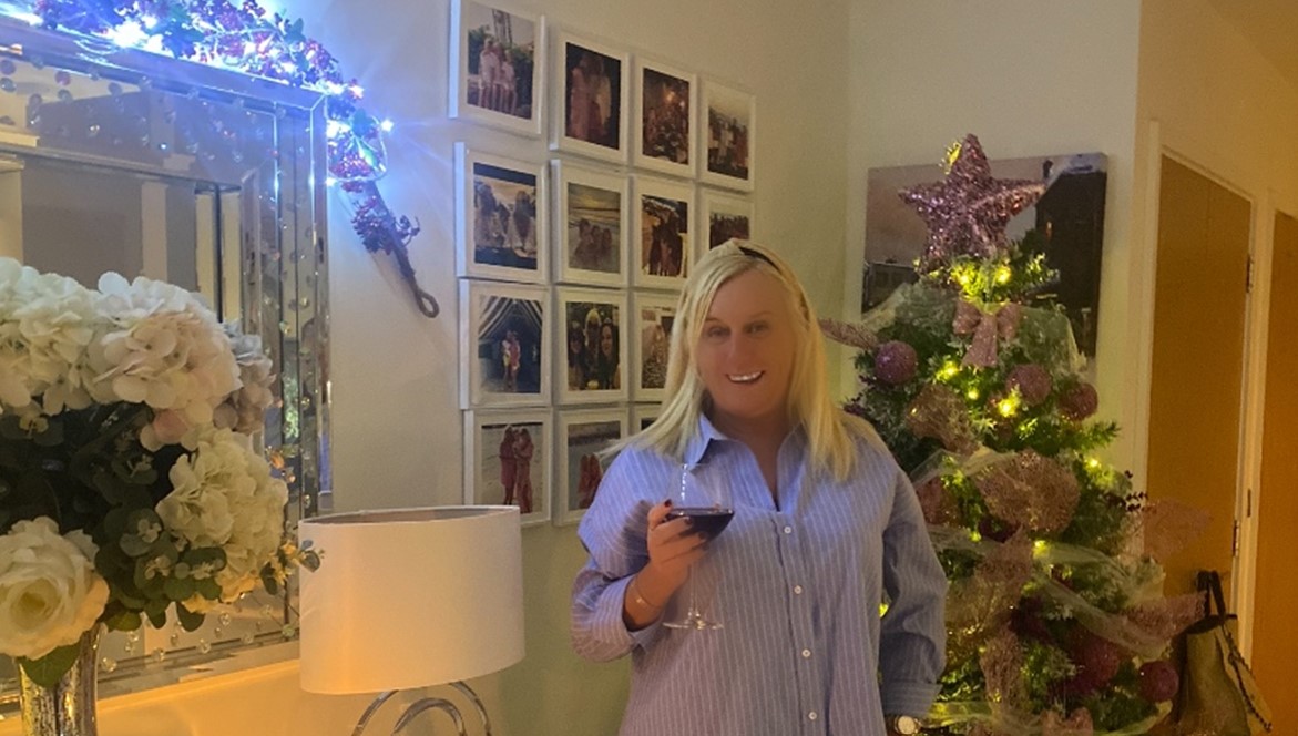 We've had a lovely virtual Christmas card from Informer House resident, Jo. She says "Having my own tree in my new home brings me light, happiness and warmth." Merry Christmas to all of you &amp; look out for new developments in #Richmond #Surbiton #Teddington &amp; #WestDrayton in 2023!