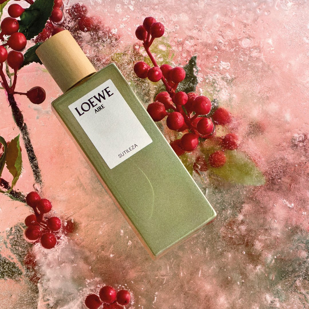 Explore highly crafted experiences with <a href="/loeweofficial/">LOEWE</a>
perfumes’ limited edition holiday Gift Sets available #AtTheGalleria. Drop by the podium on Level G between 23 Dec -31 January to get your hands on favourites including iconic Botanical Rainbow fragrances and accessories.