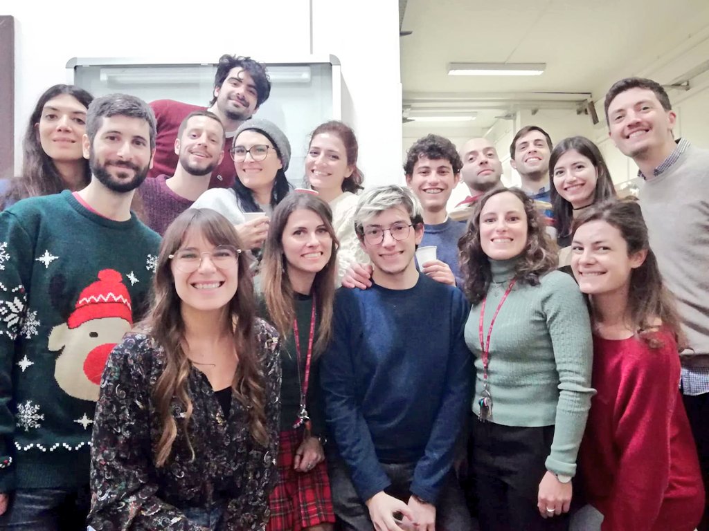 LauraMontelis's tweet photo. Christmas lunch with my Sapienza's PhD colleagues 🎅🏼 @SapienzaRoma @emiliano_seri @marta_cipriani https://t.co/0kaKihh4Qd