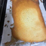 オーブン開けたら、ラングドシャが合体して巨大キングドシャになってた。