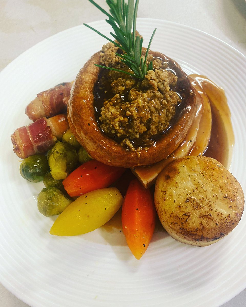 That’s our last Christmas dinner served for the season, are you ready for your turkey? ☺️🎄❄️🤶
#cflavoursalford #christmas2022