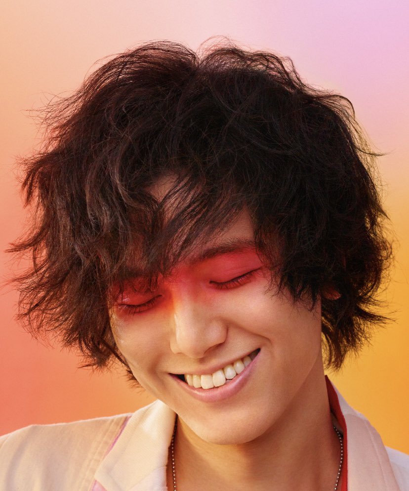 miii_321_'s tweet photo. LASAネイル仕込みました。お任せにしたんだけど、おねえさん可愛く仕上げてくれて大満足。もう1ヶ月きってるのかーーー！！！ぴぇーーー😭😭😭 ラブ https://t.co/VXXxInvhpe