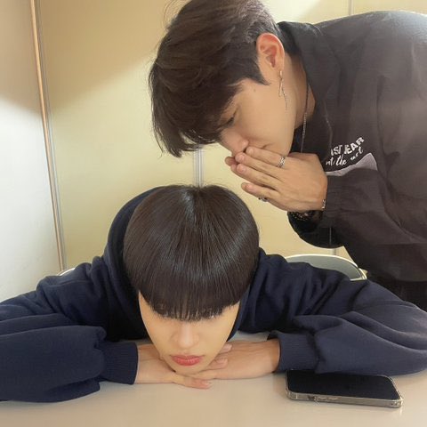 candllesx's tweet photo. ABBI TALK ♡ #참휘 https://t.co/ZBUFUdk72T