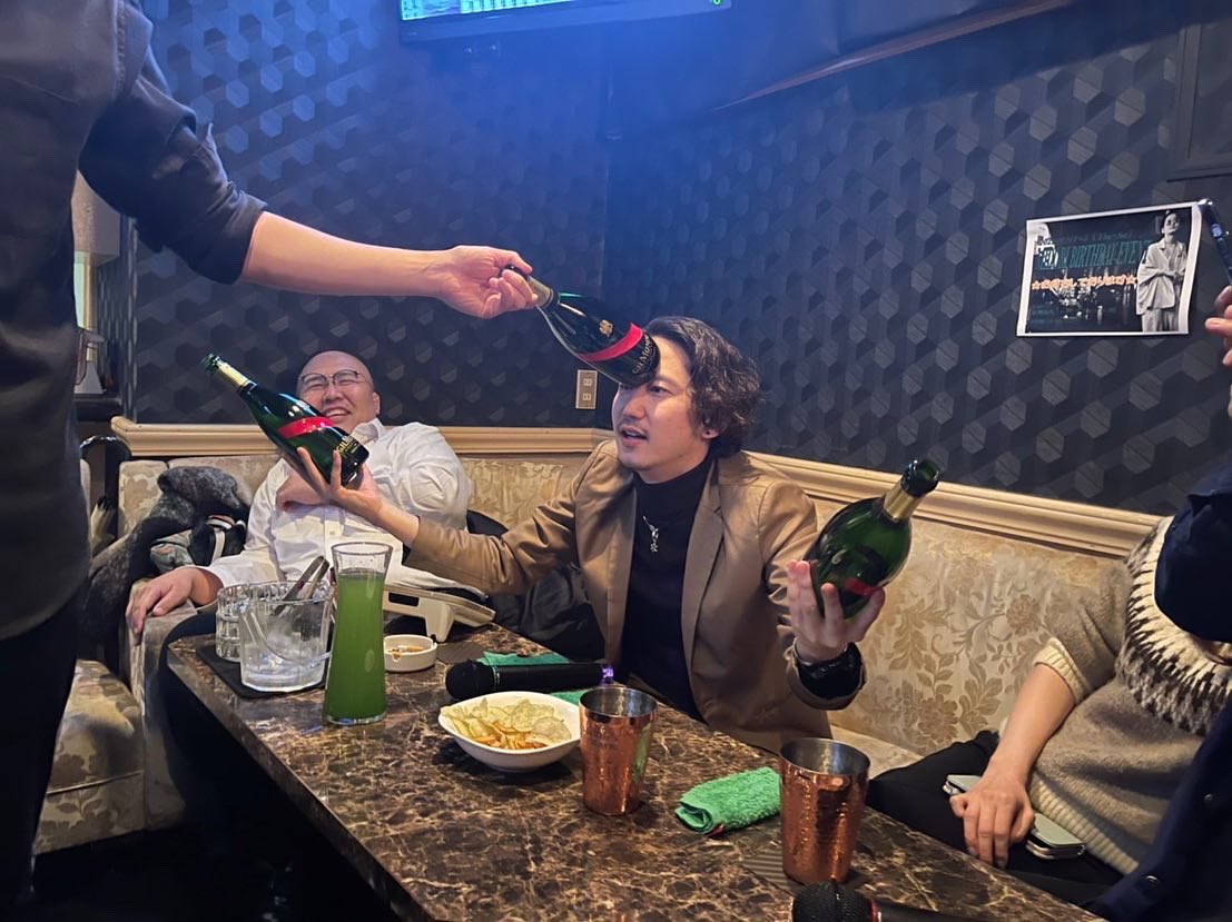 BAR 845（ハシゴ） tweet media