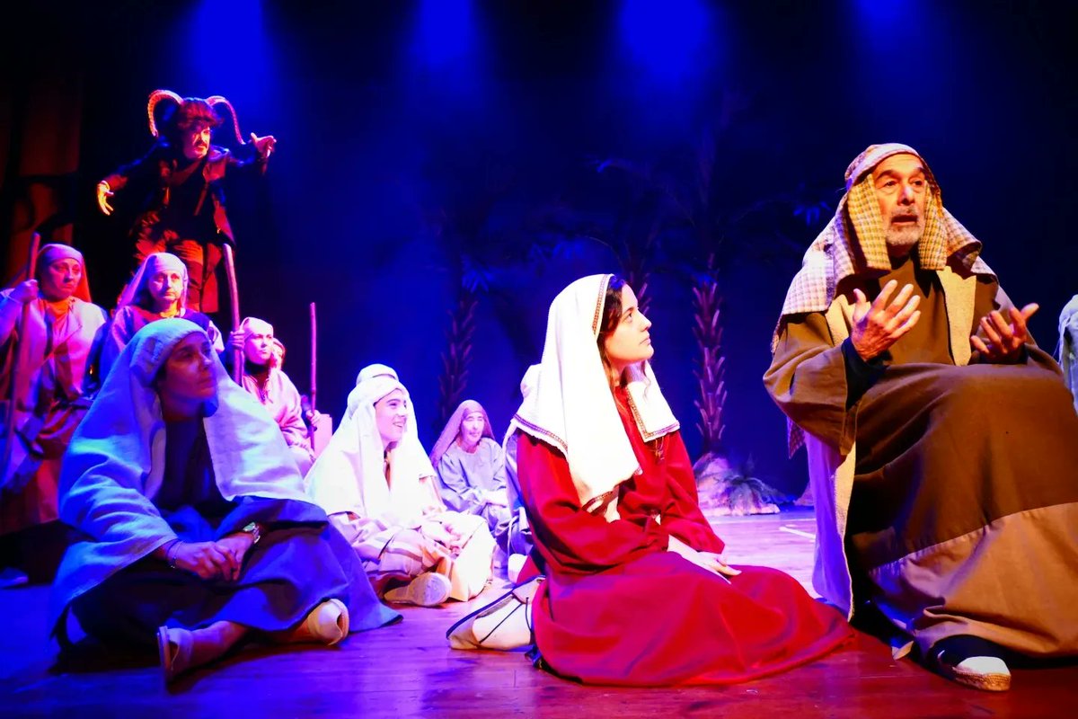 ✨ Per Nadal i Sant Esteve,
Els Pastorets del Casal de Sant Pere! 💫

🎟️ Entrades salacrespi.com

➡️ 25 i 26 de desembre a les 20h
🗓️ 6 de gener a les 20h
🗓️ 7 i 8 de gener a les 18h

#Teatre #Nadal #Cultura #Pastorets #OmplimLaCrespi #Terrassa #SalaCrespi