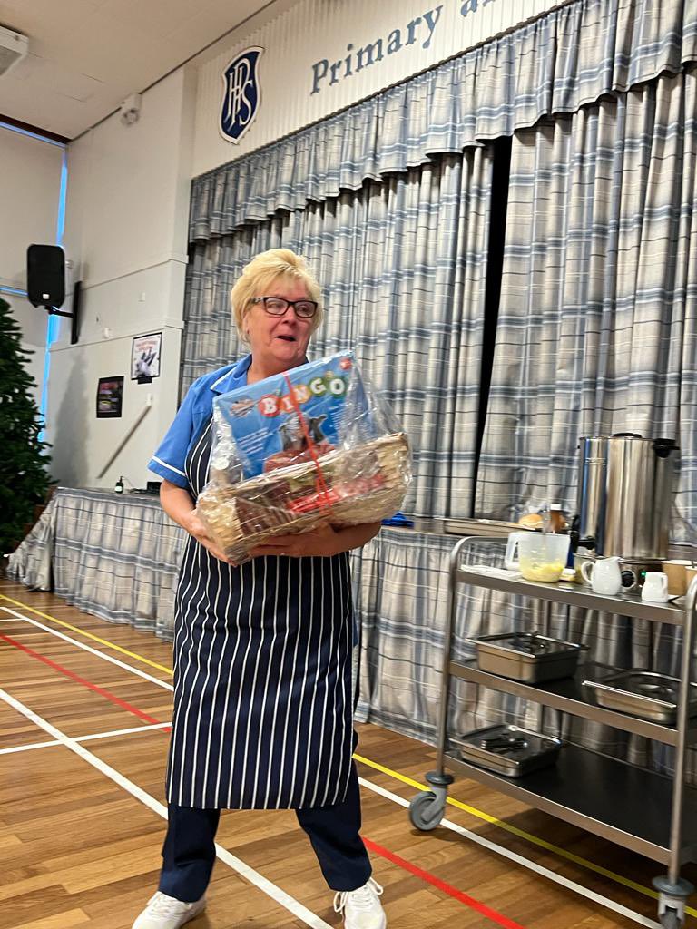 MrsLAlcorn's tweet photo. Today we say goodbye to our wonderful dinner Lady Tricia, she is retiring today and we wish her all the best! @HolytownPS https://t.co/s17XykSlni