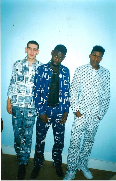 #ThrowbackTuesday to the OG stylings of <a href="/HeartlessCrew/">Heartless Crew</a> 👌

#25YearsofUKGarage is now streaming: bit.ly/3OMiJgo  🎉

@terrystone <a href="/richkidcampbell/">Richie Campbell</a> <a href="/anthonyjoshua/">Anthony Joshua</a> @harveyofficial @ms_dynamite @lisamaffiauk <a href="/danebowers/">.</a> @leoihenacho