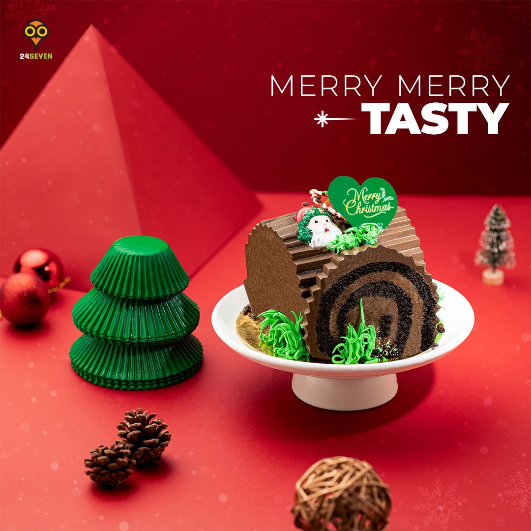 24SevenIN's tweet photo. Just another description of our Christmas Log Cake. Visit your nearest 24Seven to try now only at Rs. 400/-
#24Seven #24Sevenin #Christmas #SpreadingHappiness #SpreadingHappiness24Seven #Party #PartyEssentials #Topical #Visit24Seven #LogCake #ChocolateLogCake #LogCakes #Cake https://t.co/SrEEG6buYK