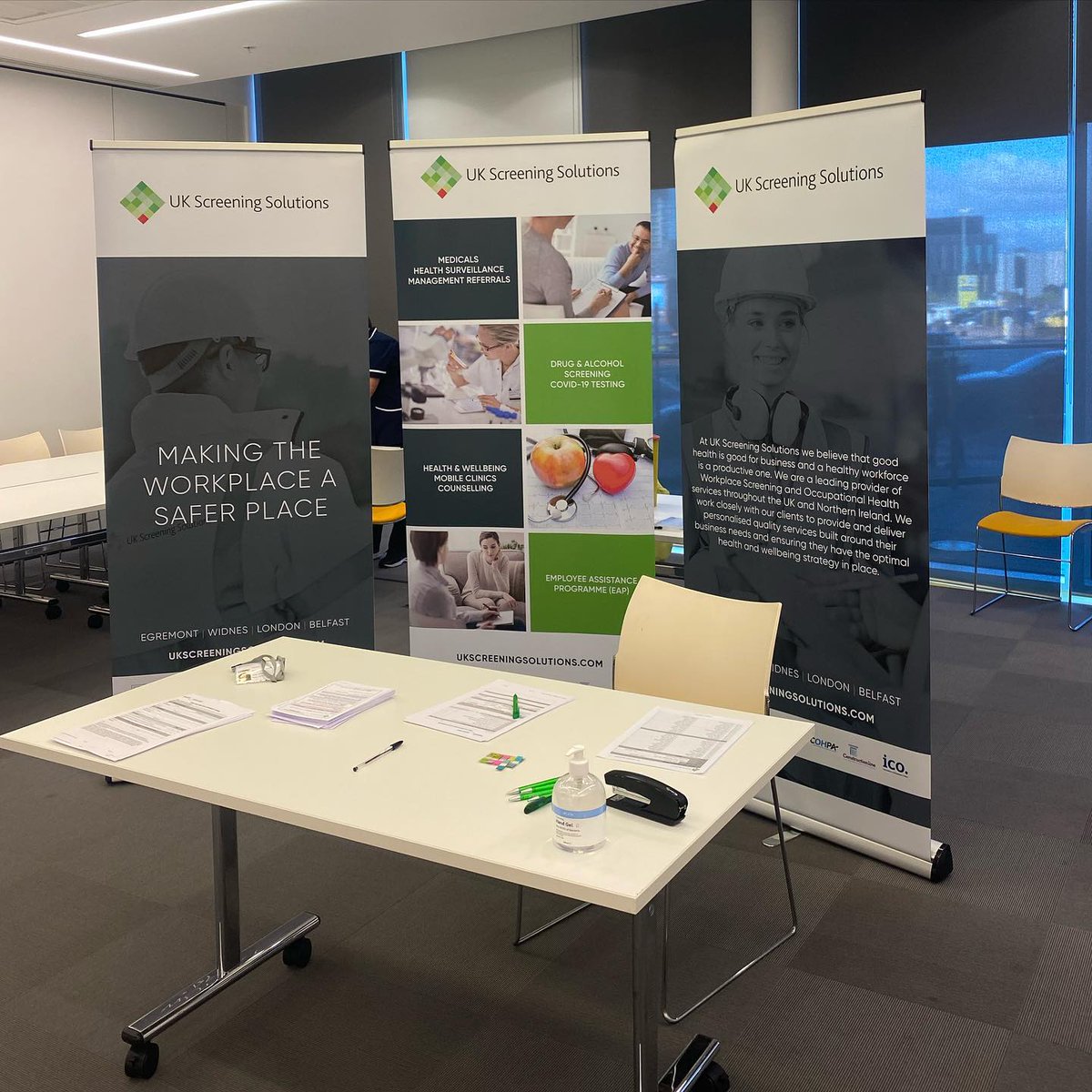UKScreening's tweet image. Keep yourself safe this winter and get your Flu Vaccine!

Here are some more images from another one of our Flu Vaccine clinics a couple weeks ago.

Making the workplace a safer place.

#occupationalhealth #workplace #safety #health #wellness