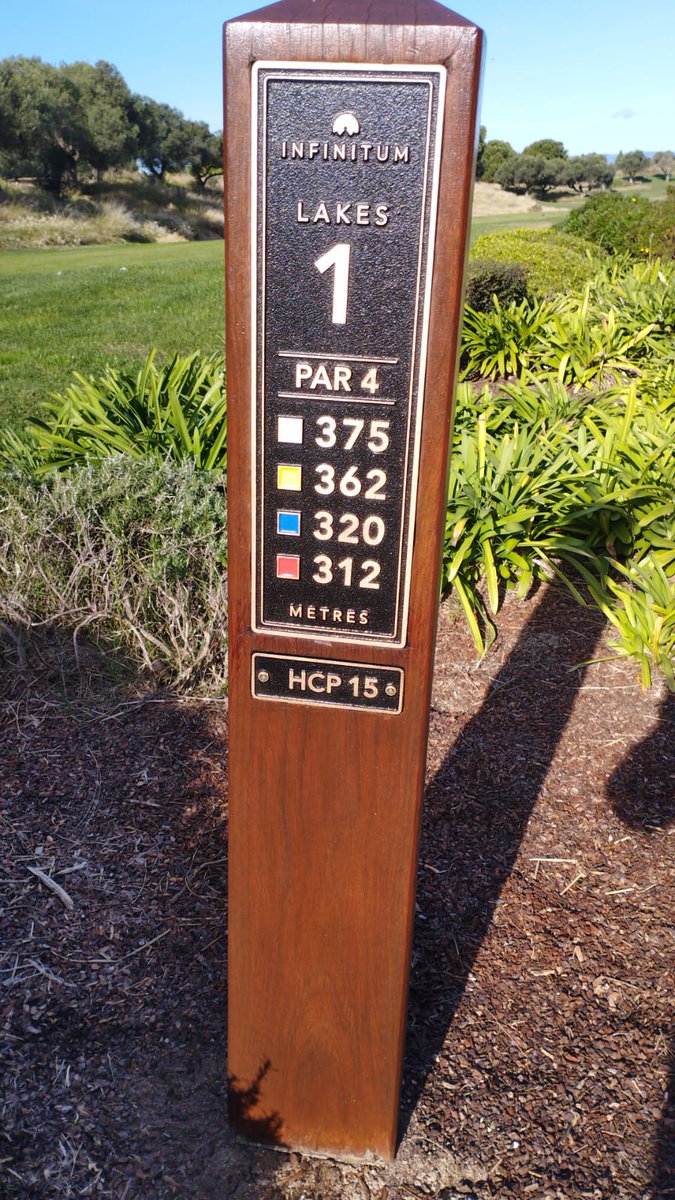 PolaceGolf's tweet photo. Nuestros clientes/amigos, @INFINITUMGolf , ya han instalado las nuevas placas de bronce en los tees de salida, fabricadas por Eagle, @eagle. 
Han quedado muy elegantes!
#golf #golfspain #golfmanagers #golfcourse #greeenkeepers #casaclub #golfsignals #teegolf #golfclub #golfing https://t.co/dbW8tlvuPu
