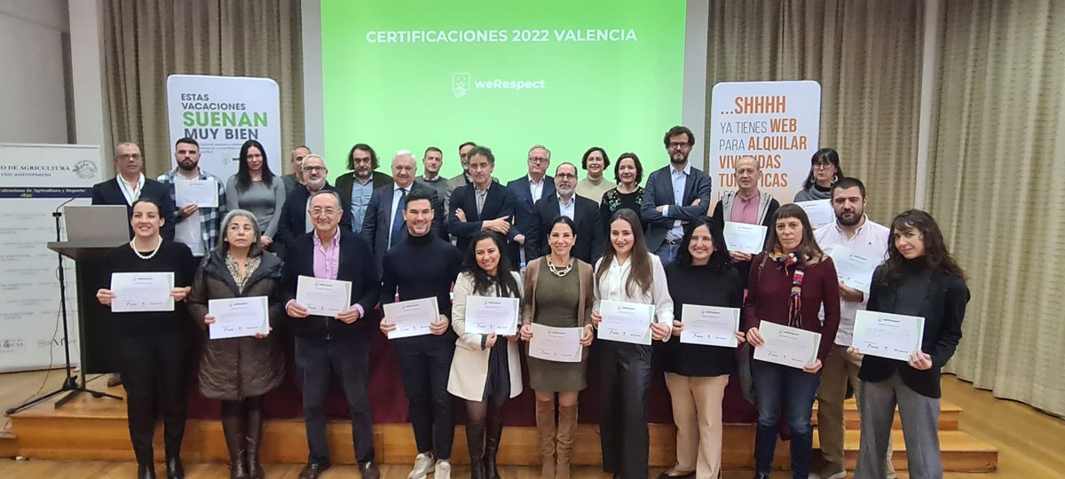 GVAturisme's tweet photo. 👌Enhorabuena a todos los empresarios de viviendas turísticas de València que apuestan por #WeRespect, por la convivencia y la hospitalidad!! https://t.co/2tJ6AYkHLp