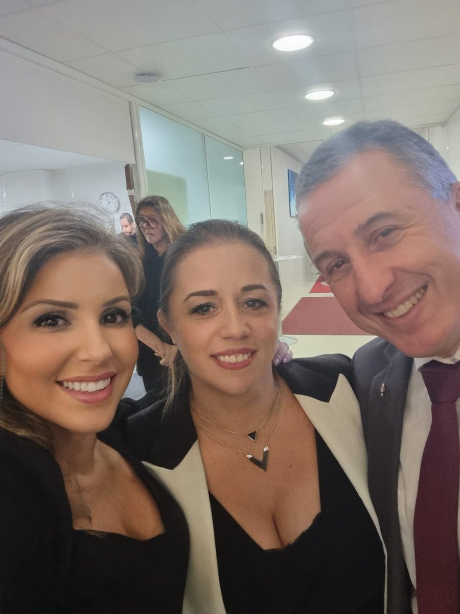 Le 6-Dec Formapelec était présent pour soutenir l’évènement de la fondation <a href="/FCEMonde/">Femmes Chefs d’Entreprises Mondiales</a> 
Les femmes à l’honneur: Carmen, Emeline, Sylvianne, Vijitha, Catherine, Daniela, Pauline, Muriel, Fatou et toutes les femmes partenaires qui nous accompagnent, le pouvoir vous appartient aussi.