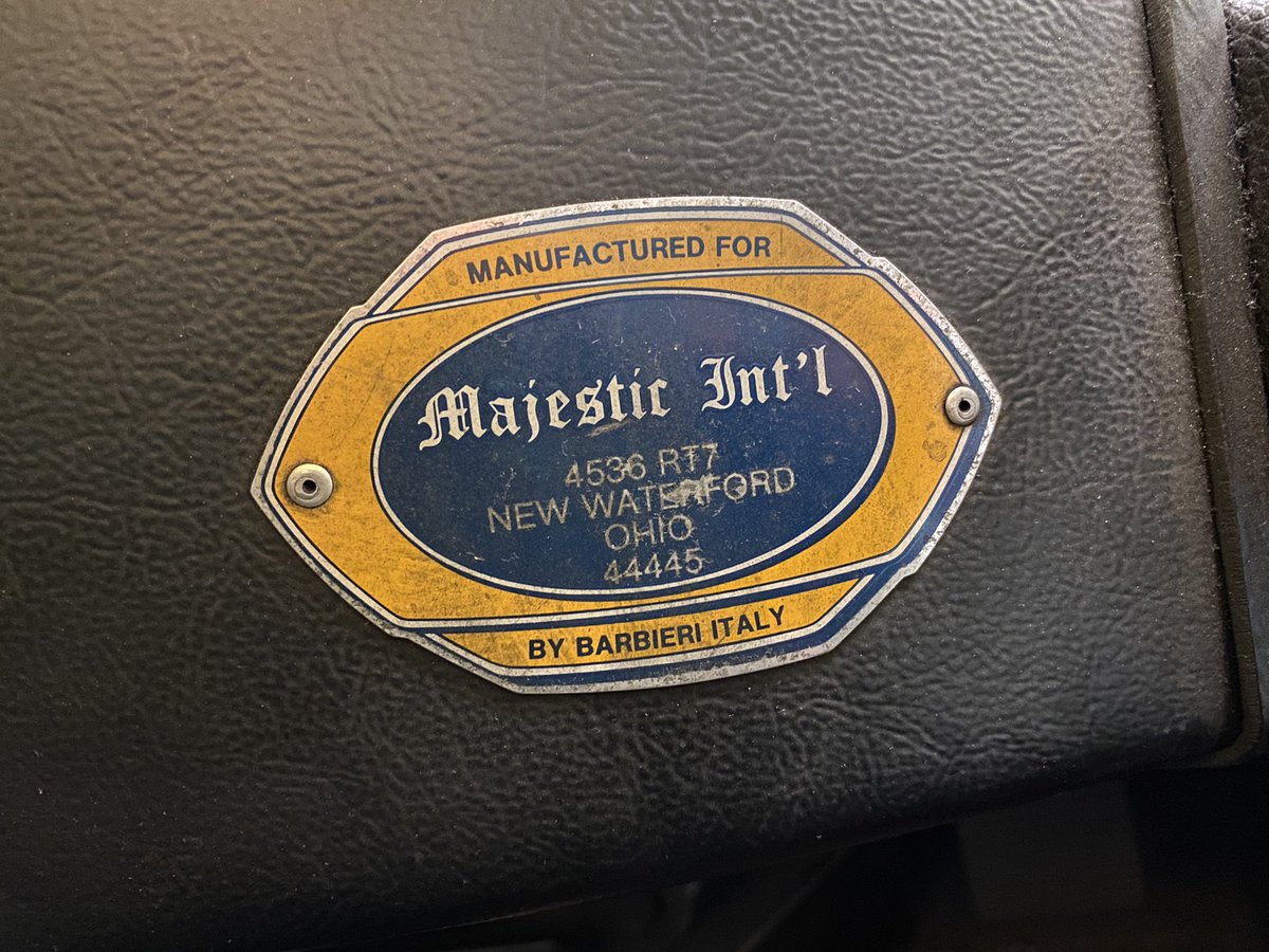 CardinMenk's tweet photo. Best game to play in an amusement park: Find the Manufacturer Plaque @FunSpotAtlanta #bumpercars #froghopper #gokart https://t.co/0oPOUa8XDL