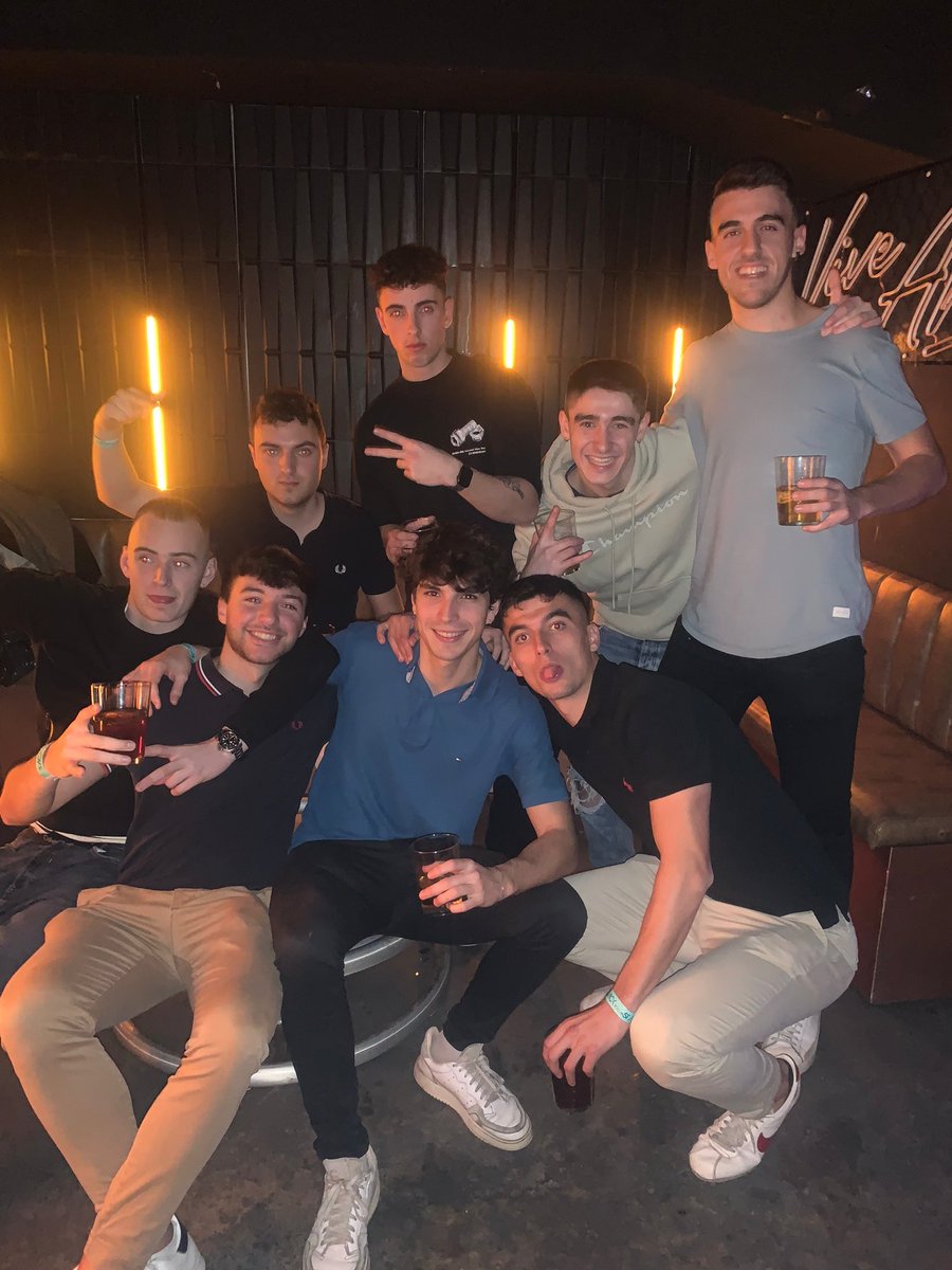 ipqlokal's tweet image. Perdon le he dao al botón sin la foto, los despojos de anoche