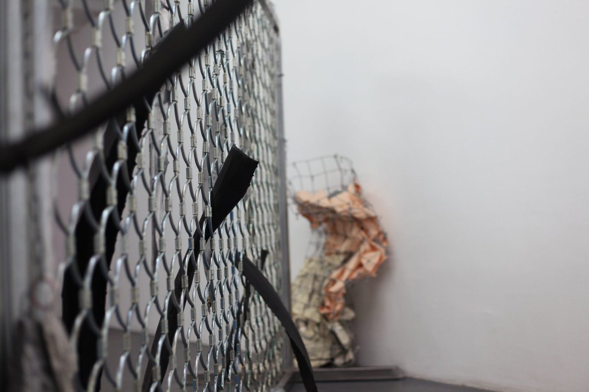 art_cade's tweet photo. [EXPOSITION EN COURS]

Corbeau-chien de Stéphanie Cherpin, à visiter jusqu’au 30.12.22 ! 

⏰ Du mardi au samedi de 15h à 19h

📍art-cade | galerie des grands bains douches - 15 bis rue de la bibliothèque !

#artcontemporain #marseille #art #galerie #exposition #contemporaryart https://t.co/eum5pKmOCk