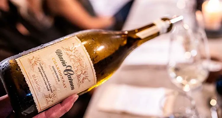Entre los 9 mejores Chardonnay del mundo

fabricioportelli.com/bodegas-bianch…

<a href="/BodegasBianchi/">Bodegas Bianchi</a>