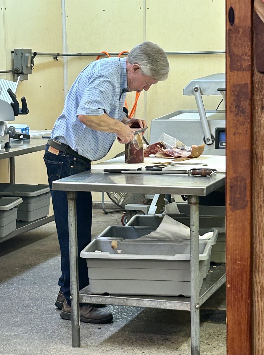 Want to know what makes a business successful? This is Allan Benton, yesterday. Featured in gourmet magazines and a James Beard award winner. He’s hand carving one of his hams for a customer. He tells each one in the store how blessed he is and hopes they have a Merry Christmas.