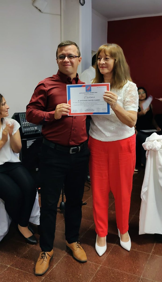 SAdoremis's tweet photo. renovando el cuerpo colegiado en representación de los Docentes misioneros y cumpliendo con el Estatuto. (Sigue) https://t.co/HxXcAeuNuS