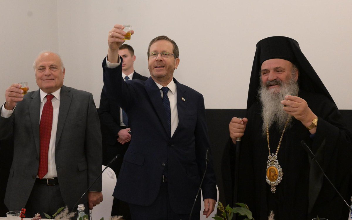 قام رئيس الدولة يتسحاك هيرتسوغ  بزيارة لكنيسة سانت جورج - مار جرجس الارثوذكسية في يافا حيث