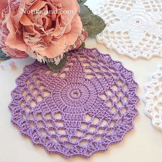 Crochet_Notika's tweet photo. How to crochet doily 🌸 Step by step 🌸👉https://t.co/6gBFoBowvu 🌸
#crochetdoily #crochetflower #handmade #crochettutorial #häkeln #unchinetto #crochetstar
#knitting #freecrochet #crochetpatterns #freecrochetpatterns
#crochtchristmas #virka #tejido #tejer https://t.co/LWUHvy4Zhz