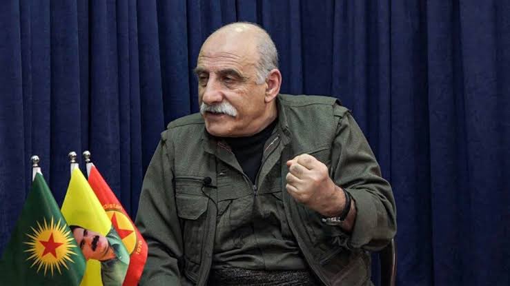 abo33amsha's tweet photo. Suriyenin petrol, gaz, buğday, pamuk kaynakları nekadar daha teröristler elinde kalacak? 
Cemil Bayık,Murat Karayılan, Duran Kalkan,Şahin Cilo gibi teröristler, ülkemizin milli servetini gaspederek halkı mağdur ediyor elde ettikleri karşılığında Suriye ve Türkiye’ye zarar veriyor https://t.co/XazRtuOaVl