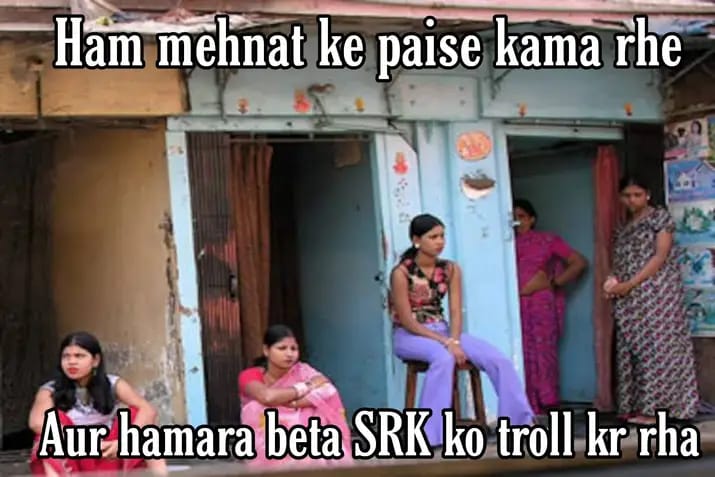 iam_aayu_'s tweet photo. #srktroller #bycottPathaan bolne wale sunlo #hindustan_dekhega_pathaan #JhoomeJoPathaan @SRKUniverse @SRKUniverseTR https://t.co/IiACkdtiNy