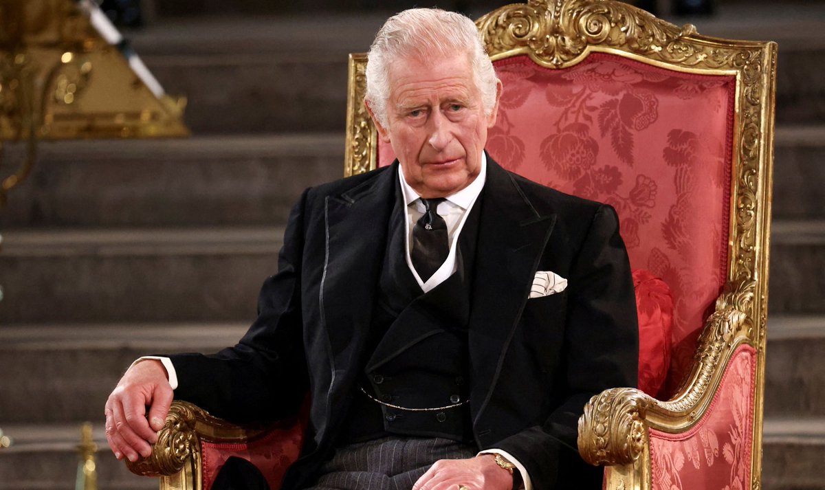 PoliticoForYou's tweet photo. BREAKING 🚨🚨🚨

King Charles has rejected the idea of a cut-price coronation. His Majesty is said to be happy to let a few thousand peasants freeze to death to let him have his party. https://t.co/pN9tr2fgMQ