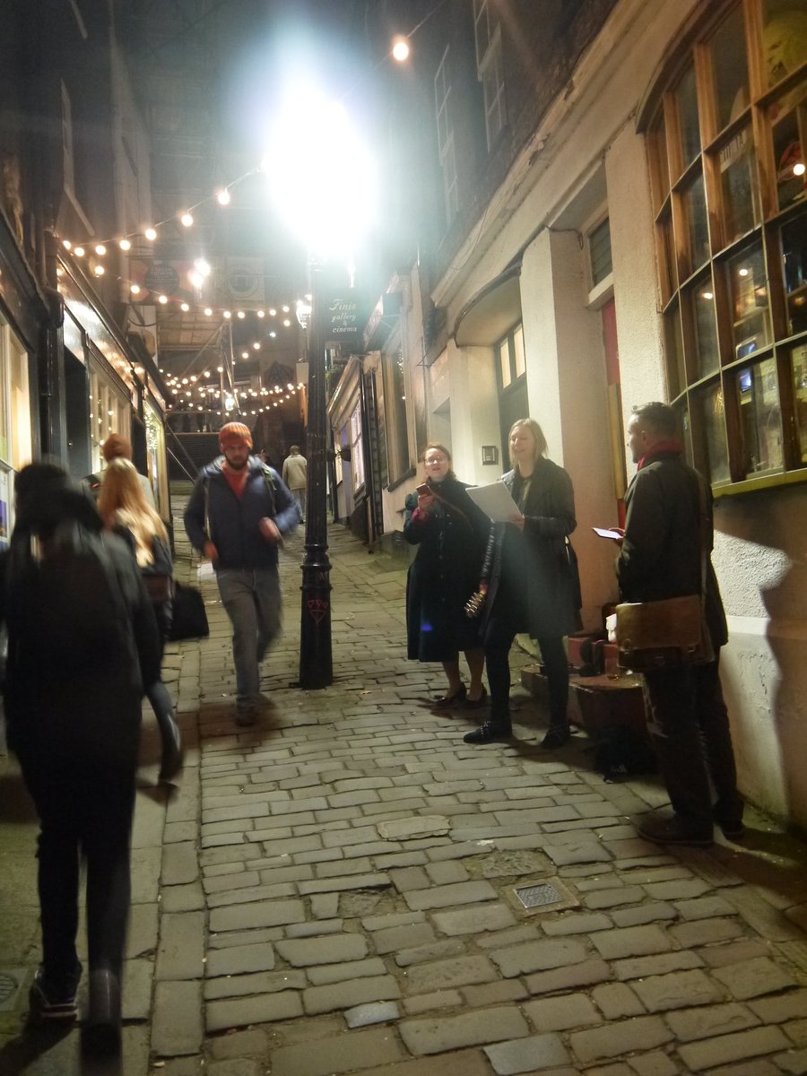 ellen_southern's tweet photo. If you are around in Bristol this evening and fancy hearing some #christmas #carols and a #wassail, join us on #ChristmasSteps when myself, @FiniPhil and Kate will be singing outside @20thCFlicks ! https://t.co/i6EIis07d0