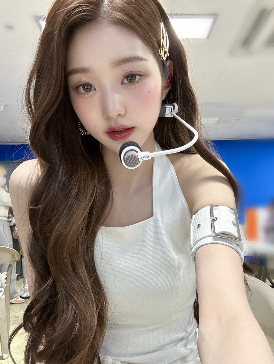 pixofive's tweet photo. [22.12.17] Wonyoung Twitter Update

#IVE #아이브 #JANGWONYOUNG #장원영 https://t.co/yrN5CFPXNf
