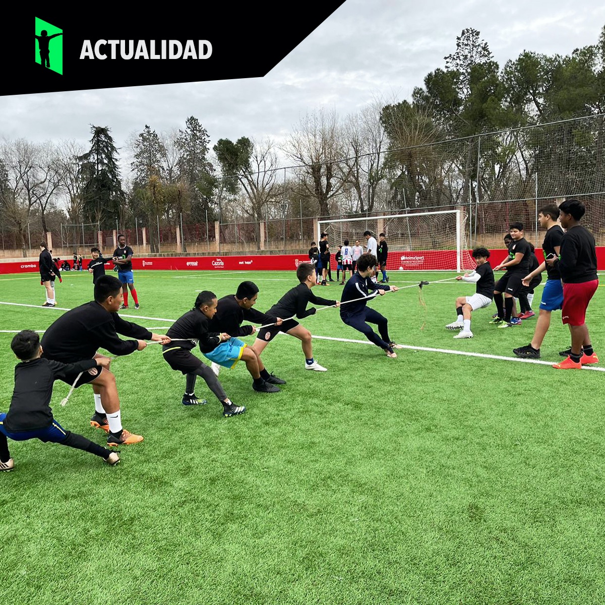 GateforChildren's tweet photo. ¡En Gate Pan Bendito @atletico_panben damos la bienvenida a la Navidad!
Ayer celebramos un encuentro muy especial con la familia de Gate Pan Bendito para arrancar las fiestas navideñas.
Actividades, sorpresas y ¡mucha diversión!
#GateOfFootball #infancia #solidaridad https://t.co/IP3L7AmEHA