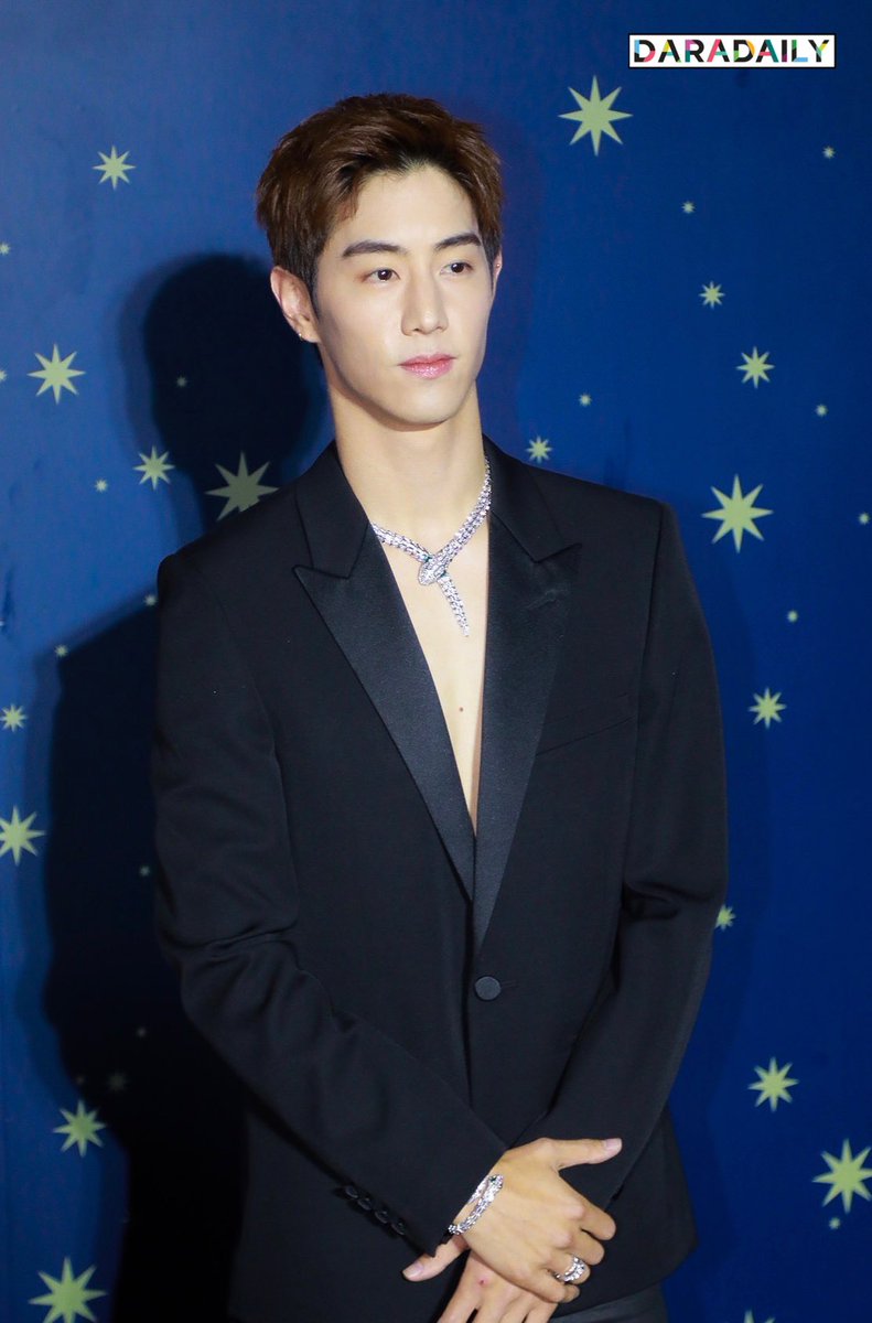 daradaily's tweet photo. เธอมาทำให้ละลาย~ โดนสาปให้ตายแล้วตายอีก~

#BVLGARIxMarkTuan
#BulgariSerpentiLightUp 
#MarkTuan #daradaily #ดาราเดลี่ https://t.co/HDxjdQZ8IT