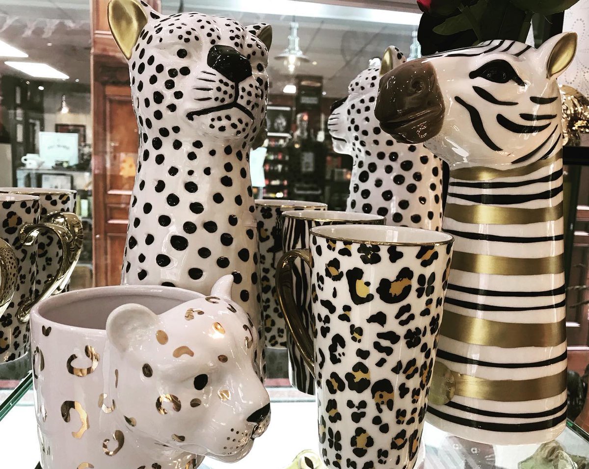 Medusa Gems Gift & Crystal Shop have lots of gorgeous ornaments to fill your home. Be bang on trend with these animal themed vases, plant holders and matching mugs. 🦓