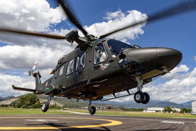ShephardNews's tweet photo. First AW169 helicopter arrives in Austria https://t.co/Ms8UbDVsrq #DefenceHelicopter #Airwarfare https://t.co/EAIRkC3yPx