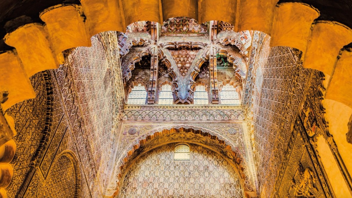 hotelcorcentro's tweet photo. Historia: Córdoba's stunning mosque-cathedral showcases Spain's Muslim heritage https://t.co/4OHfyYTqjz #Córdoba #Córdobaesp #MosqueCathedral #Heritage #History #Discover #Travel #BestOf2022 https://t.co/ddVepEr0qU
