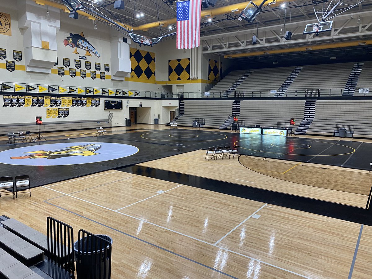 AHS_Thompson's tweet photo. The most anticipated wrestling tournament of the season is back. The Candy Cane Classic JV tournament is ready to to go. https://t.co/lj1SGFdldo
