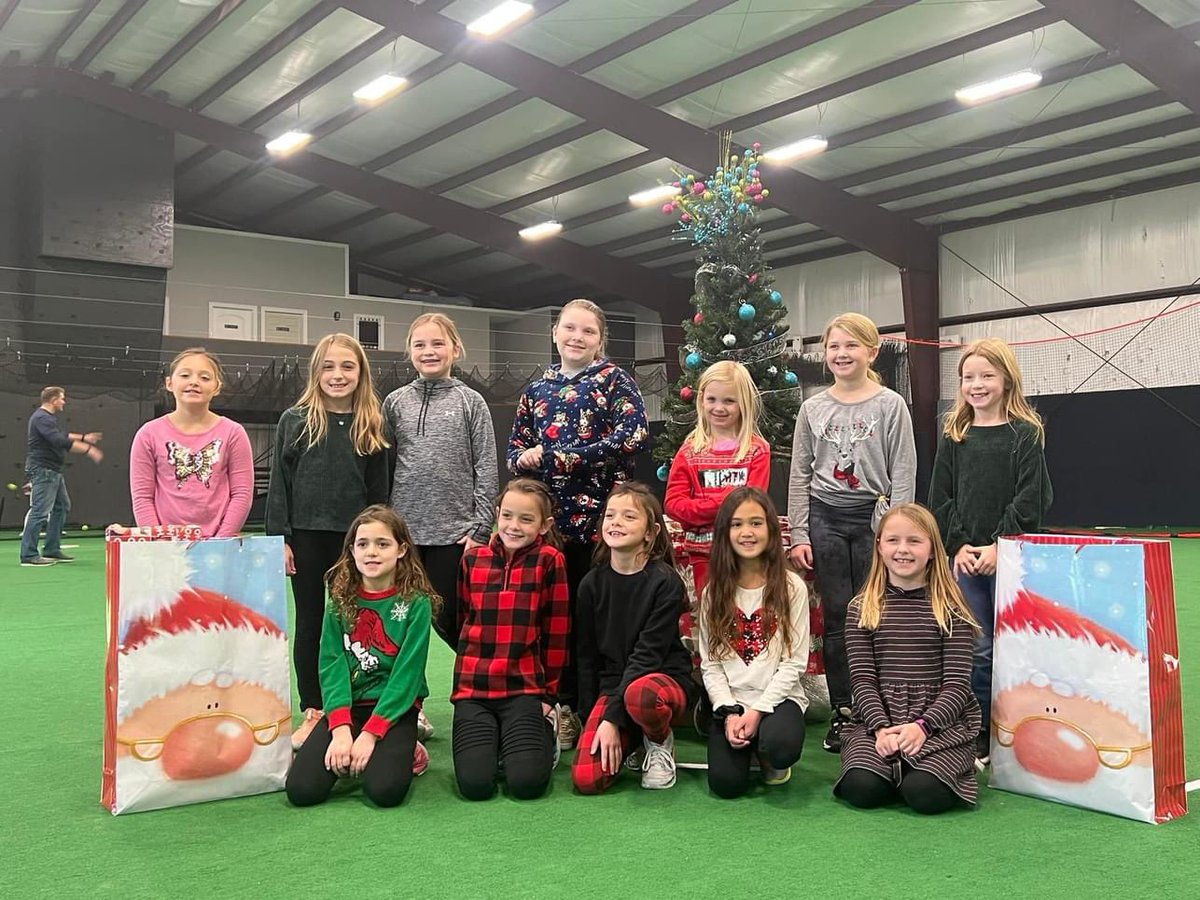 MudsockSoftball's tweet photo. Hats off to our 8u Cats All-Stars as they wrapped presents for a family they sponsored this holiday season.  We are proud of you ❤️ https://t.co/66U660sPjj