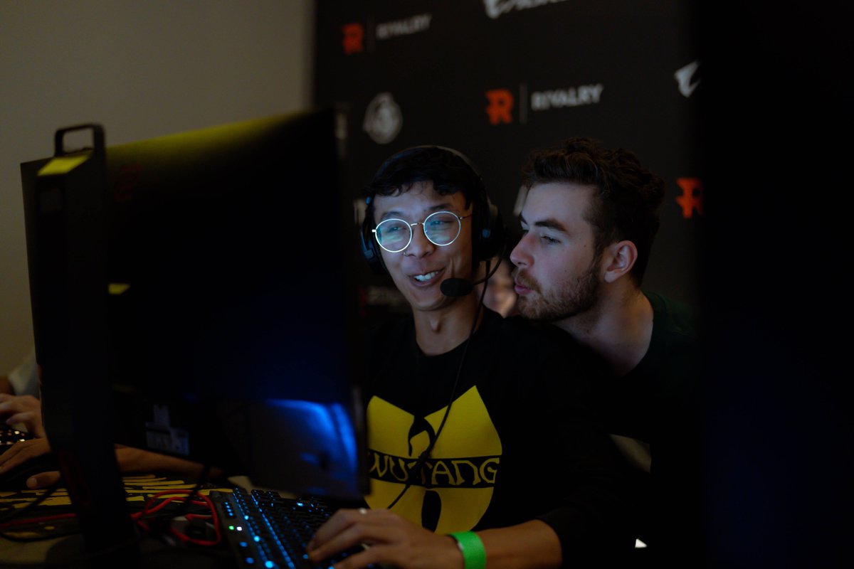 Alute24's tweet photo. My photos from the recent @BrisVegasLAN in Dec 2022 are finally out!!! I would like to thank everyone in production and @mavrickmaster for the amazing work done!

https://t.co/trl5vLQXUZ

Here are some of my fav pics of the bunch https://t.co/i3wOgkbEv8