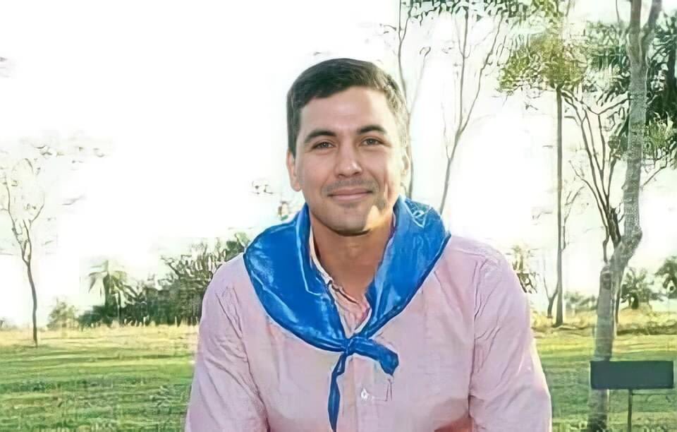 pogopy's tweet photo. @mximo10meridio1 @MilvaGauto @SantiPenap https://t.co/5bcKQ4srfC