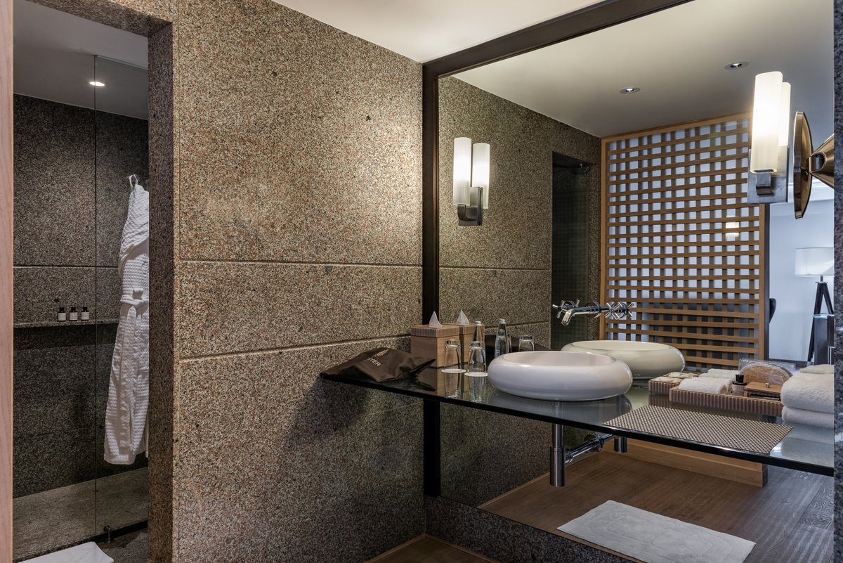 Our Grand Premier Two Queen Beds room is ideal for a family stay with all the Four Seasons comforts. #FourSeasons #FSBogotá