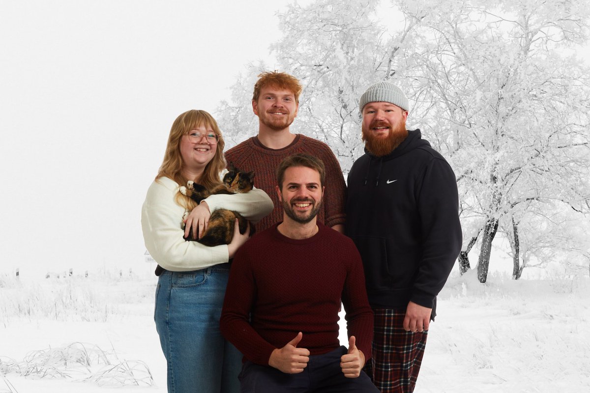 MMediaUK's tweet photo. Merry Christmas from all of us here at Middlebrook Media 🎄 https://t.co/wXAmp4423D