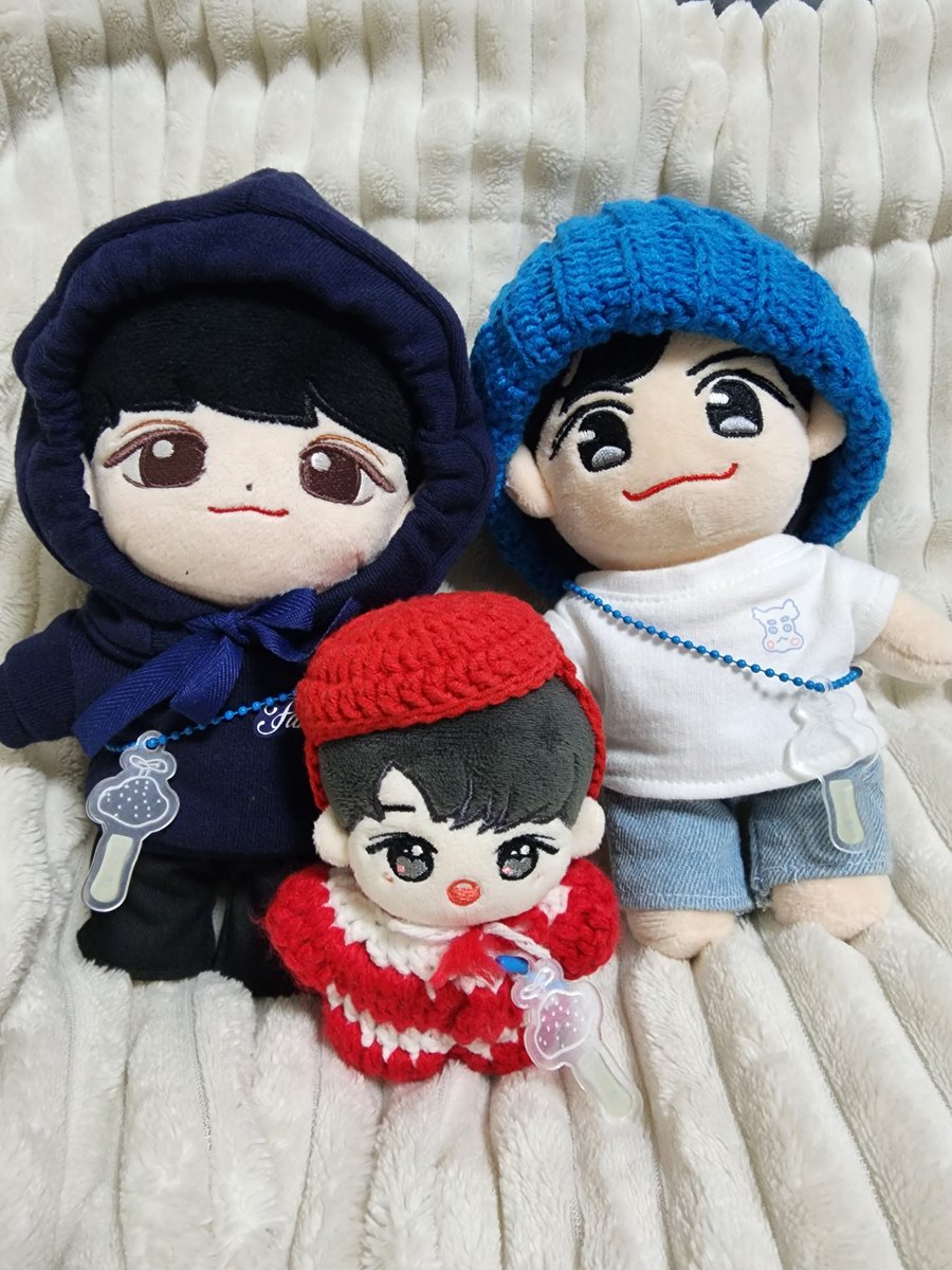 이제야 입혀봤당 티 넘 예쁘고 감자봉 700🥹 예쁜 옷과 감자봉 감사합니당!!😆 <a href="/mangojelly113/">망고젤리부띠끄🍋</a>