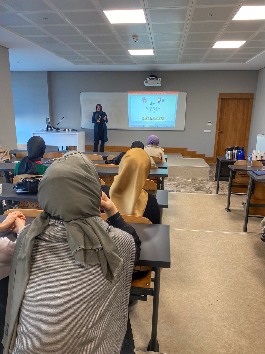 Üniversite tanıtım programlarımız çerçevesinde İstanbul 29 Mayıs Üniversitesi’nde Bireysel Gelişim Sosyal Dönüşüm projemizin tanıtımını gerçekleştirdik 📍

<a href="/istkaorgtr/">İSTKA</a>