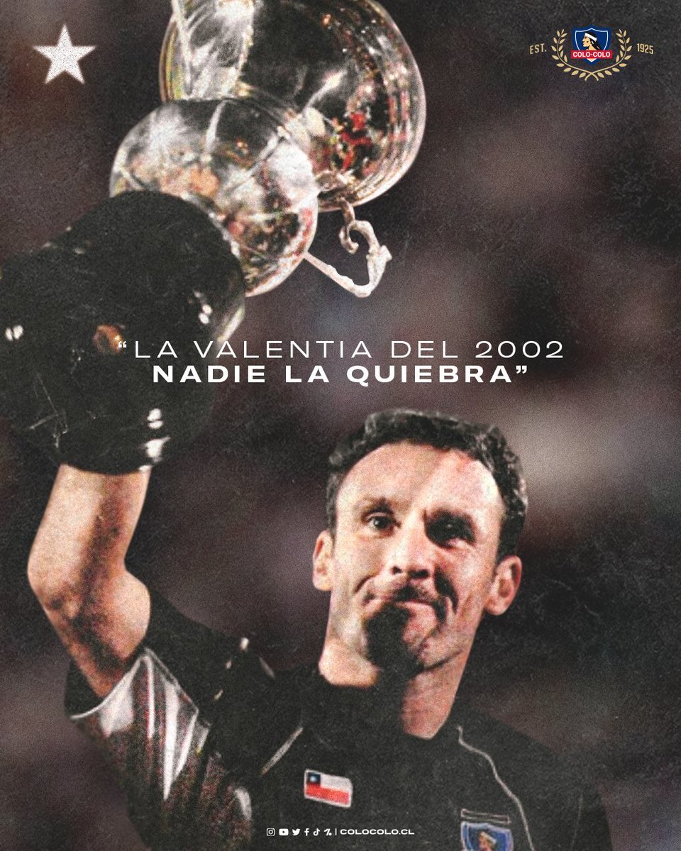 ColoColo's tweet photo. ¡𝐂𝐚𝐦𝐩𝐞𝐨́𝐧 𝐞𝐧 𝐥𝐚 𝐐𝐮𝐢𝐞𝐛𝐫𝐚, 𝐧𝐨 𝐥𝐨 𝐨𝐥𝐯𝐢𝐝𝐨 𝐦𝐚́𝐬! 🏆

Se cumplen 20 años de la obtención del título del Clausura 2002. 

Un título forjado con empuje y coraje en uno de los momentos más difíciles en la historia del club. 

🤟🏼⚪️⚫️ https://t.co/5hJma7AH07