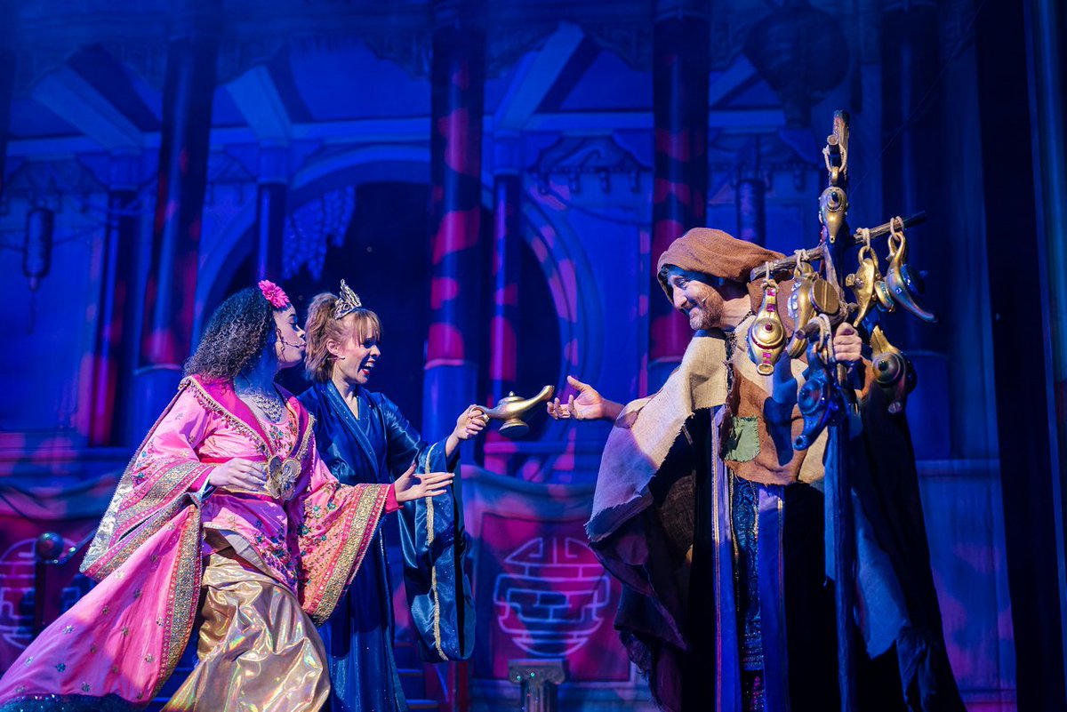 Part 3 - Well it's that time of year again! I've been photographing <a href="/CreweLyceum/">Crewe Lyceum</a> Aladdin pantomime.
Great cast - very funny!, incredible lighting all under the roof of a gem of a theatre.
<a href="/TrafalgarEnt/">Trafalgar Entertainment</a> <a href="/Imagine_Theatre/">Imagine Theatre</a> #pantocrewe #commercialphotographer