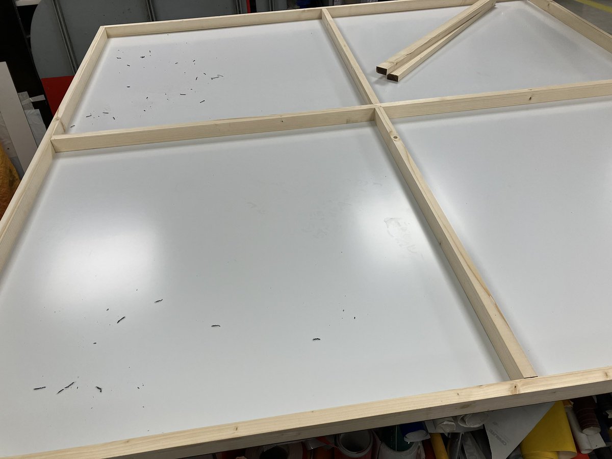 Ooo I wonder what’s happening here….?🤔 Check back in the new year to find out more! Merry Christmas and a happy new year to all our customers past, present…and yet to come!
#bespoke #signage #solutions #grantham #newark #boston #bourne #spalding